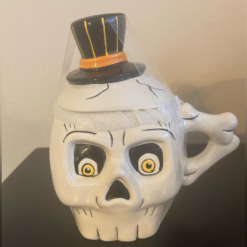 Transpac Skull Mug with Lid